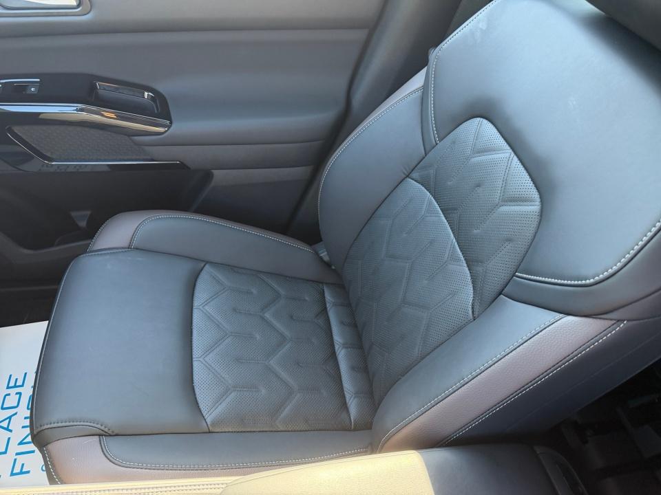 Used 2026 Nissan Pathfinder SUV