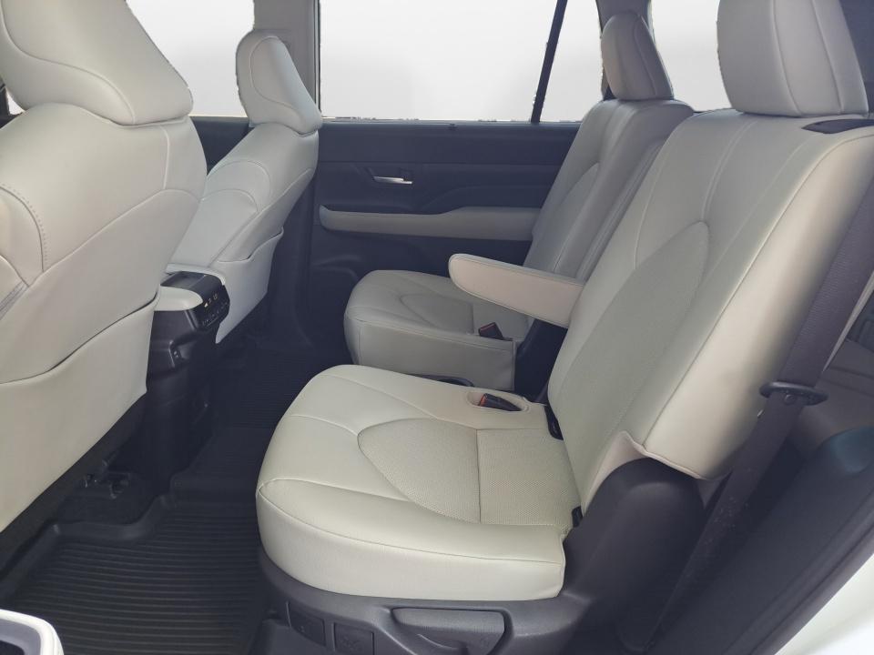 Used 2024 Toyota Grand Highlander SUV