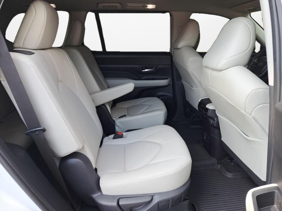 Used 2024 Toyota Grand Highlander SUV