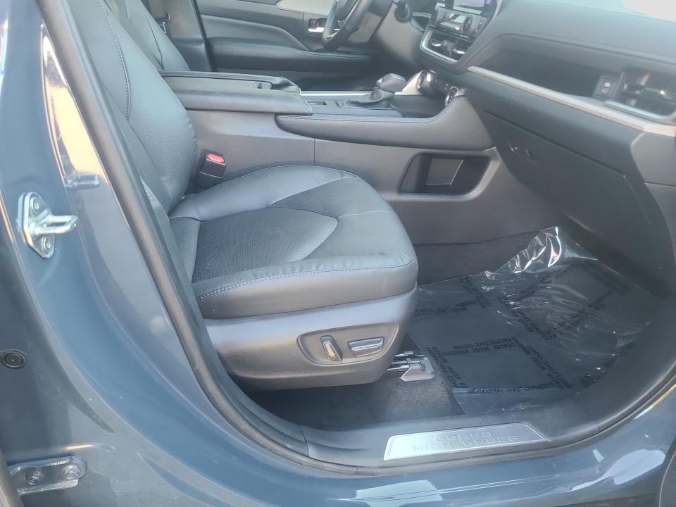 Used 2024 Toyota Grand Highlander SUV