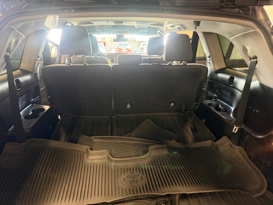 Used 2017 Toyota Highlander SUV