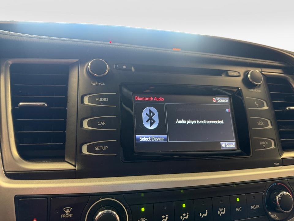 Used 2017 Toyota Highlander SUV