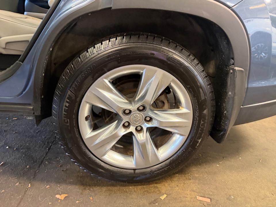 Used 2015 Toyota Highlander SUV