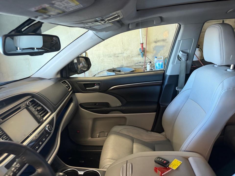 Used 2015 Toyota Highlander SUV