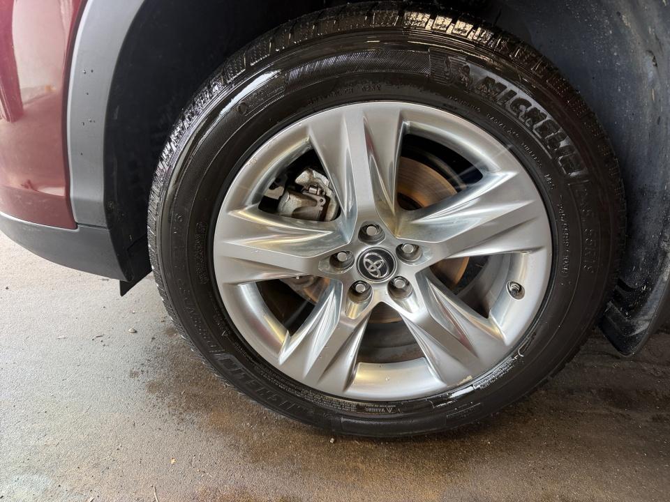 Used 2017 Toyota Highlander SUV