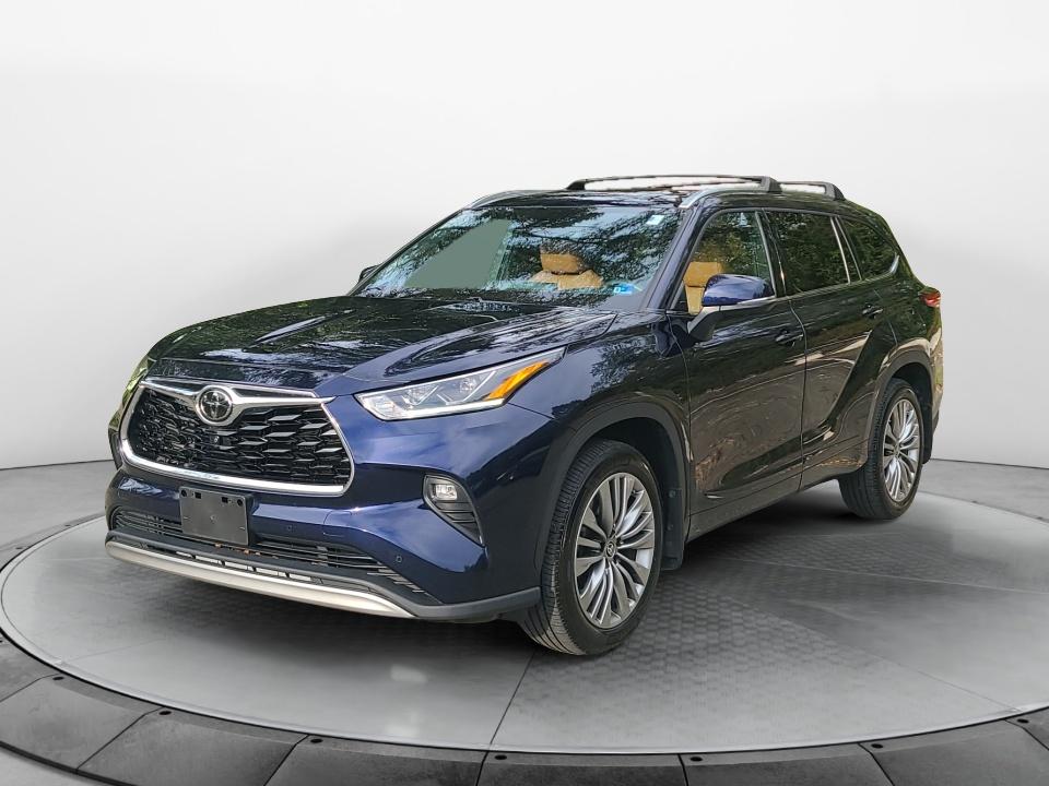 Used 2021 Toyota Highlander SUV