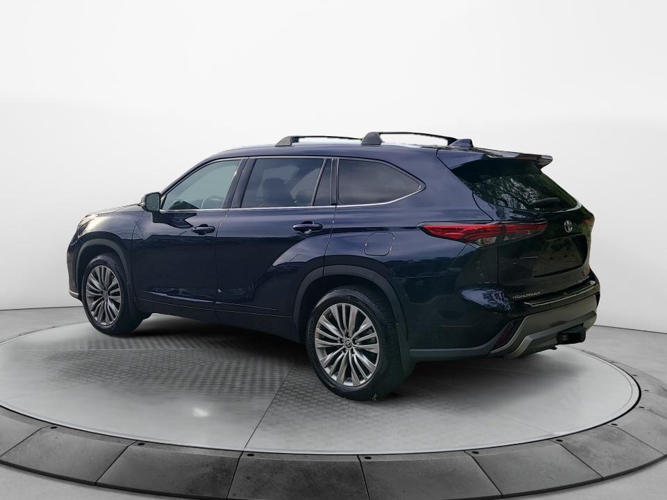 Used 2021 Toyota Highlander SUV