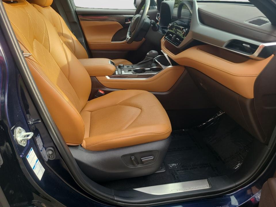 Used 2021 Toyota Highlander SUV