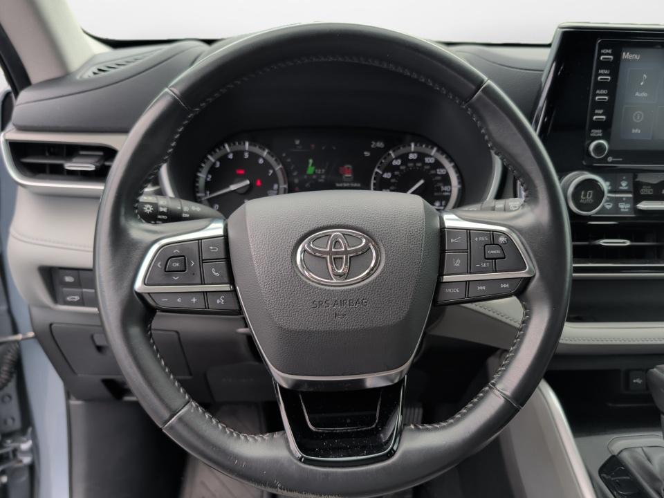 Used 2021 Toyota Highlander SUV