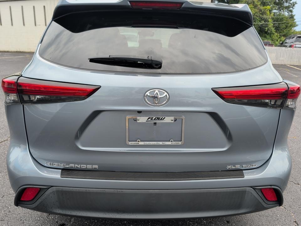 Used 2021 Toyota Highlander SUV