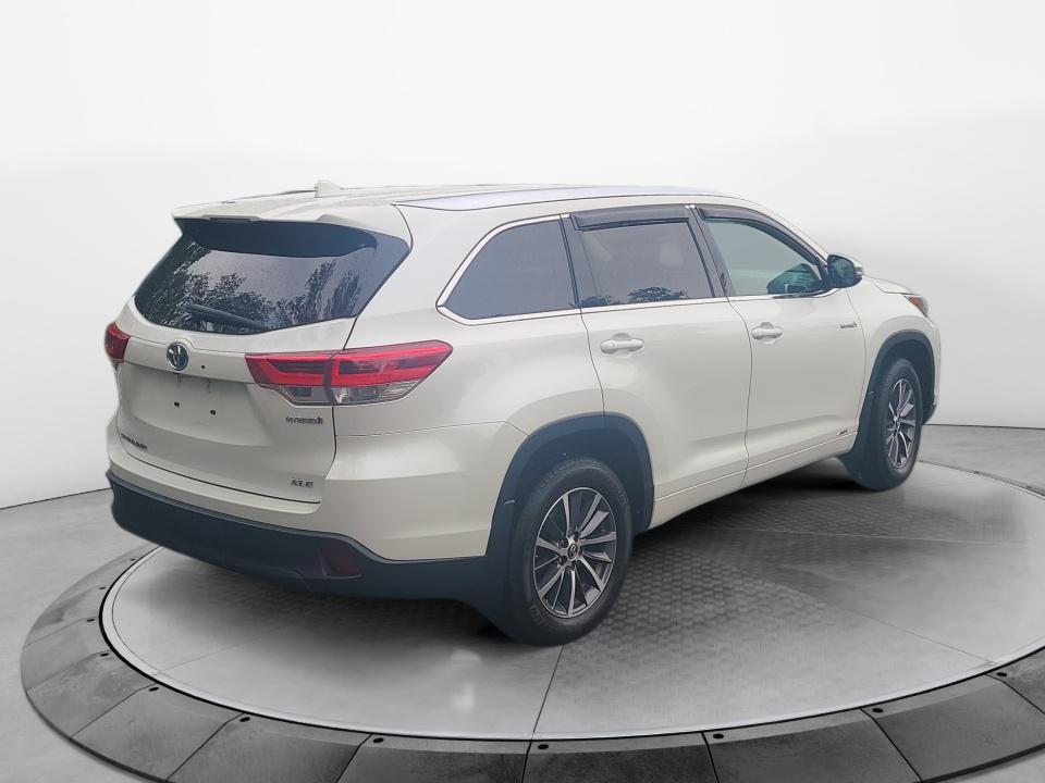 Used 2018 Toyota Highlander Hybrid SUV