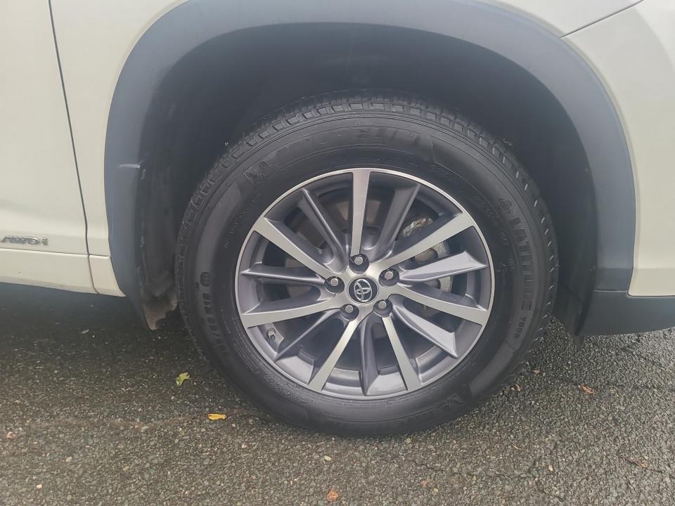 Used 2018 Toyota Highlander Hybrid SUV