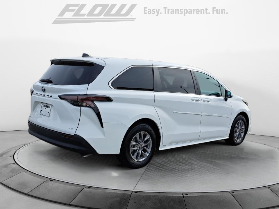 Used 2025 Toyota Sienna Van
