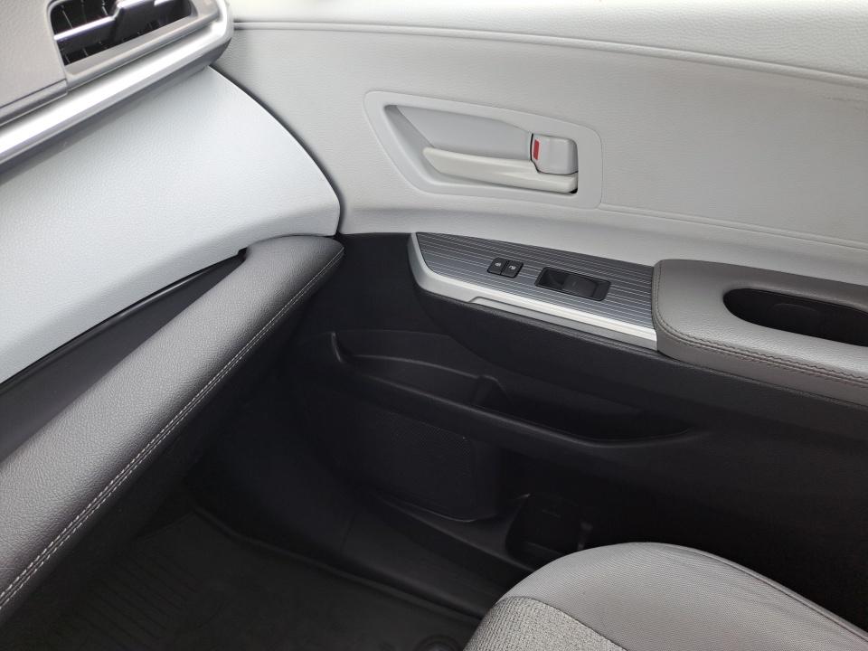 Used 2025 Toyota Sienna Van