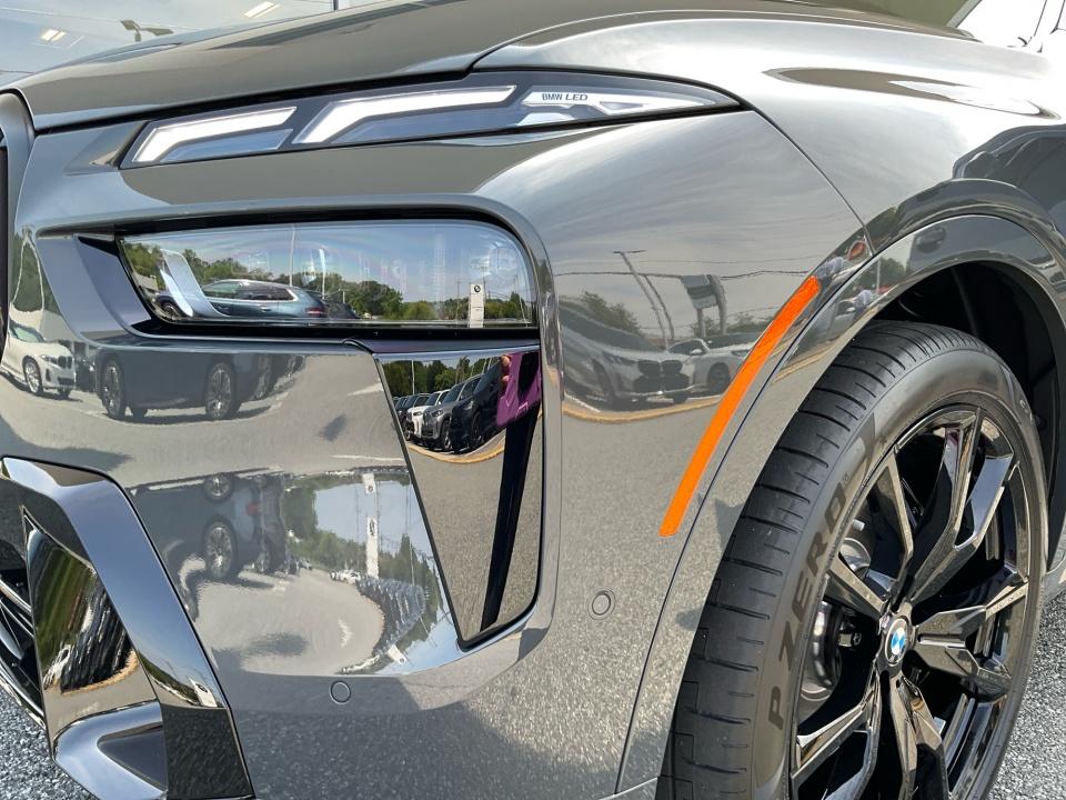2027 BMW X7 | Flow Automotive Companies