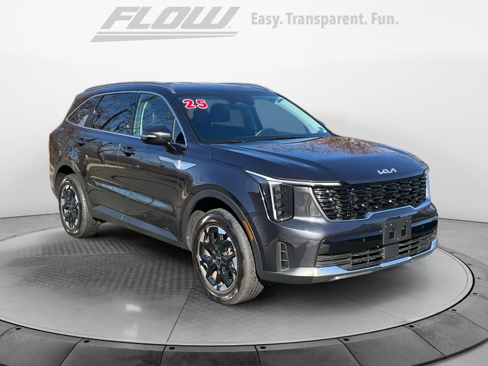 2025 Kia Sorento S's photo