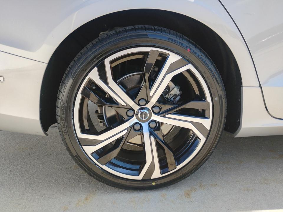 Used 2024 Volvo S60 Sedan