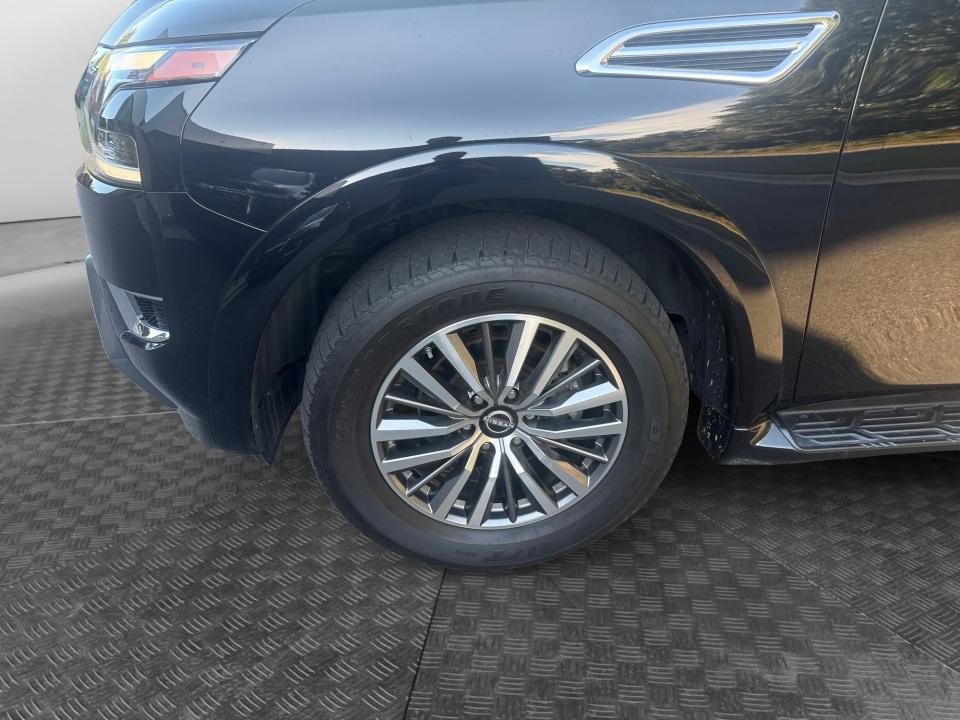 Used 2023 Nissan Armada SUV