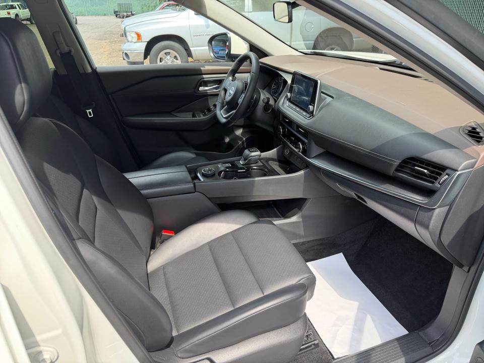 Used 2023 Nissan Rogue SUV