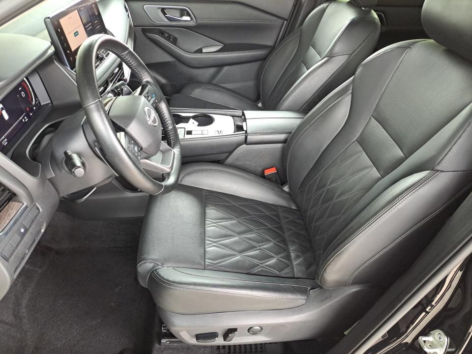 Used 2025 Nissan Rogue SUV