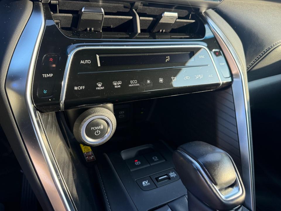 Used 2024 Toyota Venza SUV