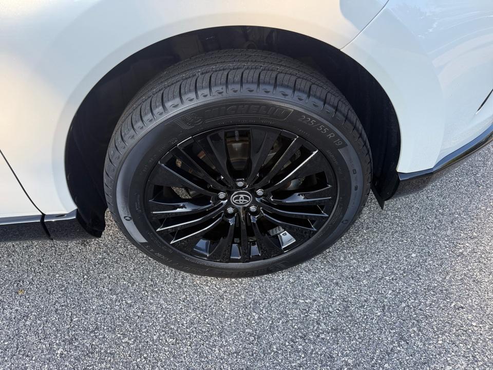 Used 2024 Toyota Venza SUV