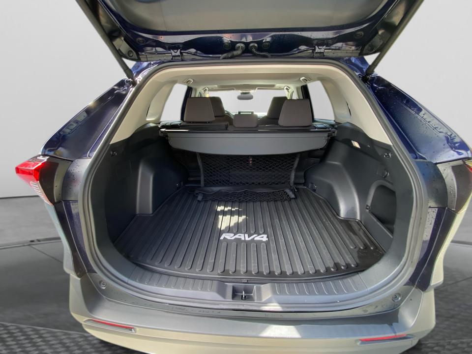 Used 2025 Toyota RAV4 Híbrido SUV