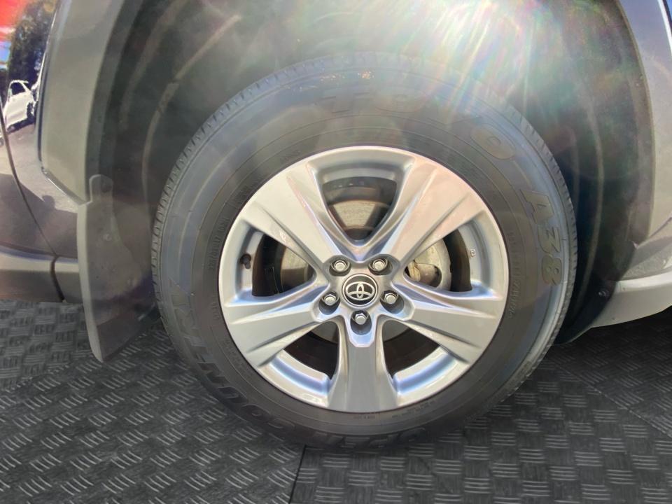 Used 2025 Toyota RAV4 Híbrido SUV
