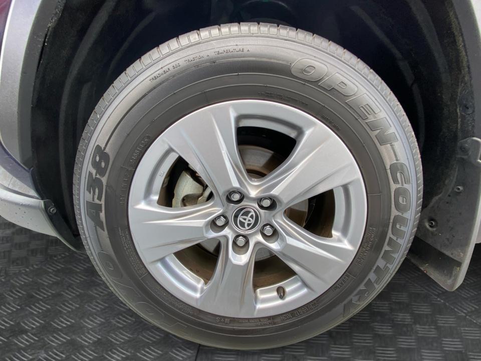 Used 2025 Toyota RAV4 Híbrido SUV
