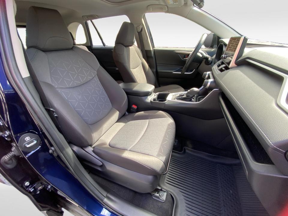 Used 2025 Toyota RAV4 Híbrido SUV