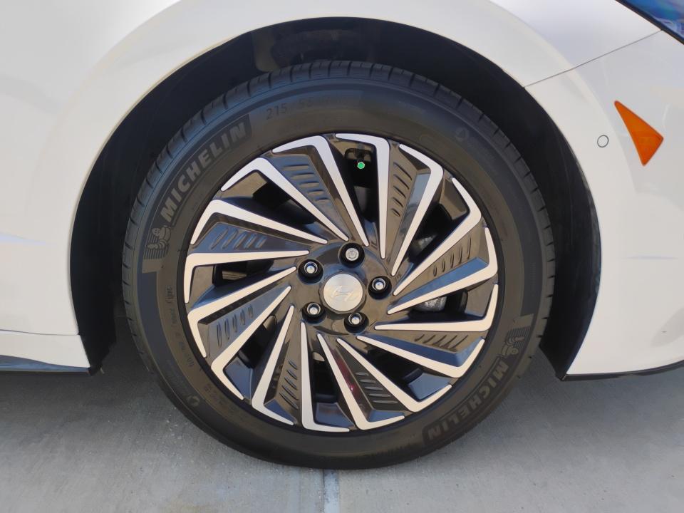 Used 2023 Hyundai Sonata Hybrid Sedan