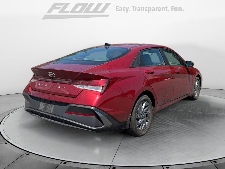 Used 2024 Hyundai Elantra Sedan