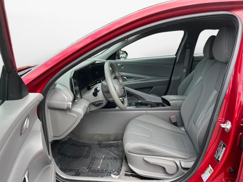 Used 2024 Hyundai Elantra Sedan