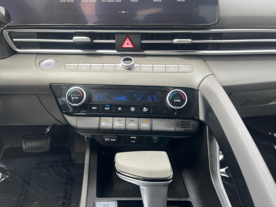 Used 2024 Hyundai Elantra Sedan