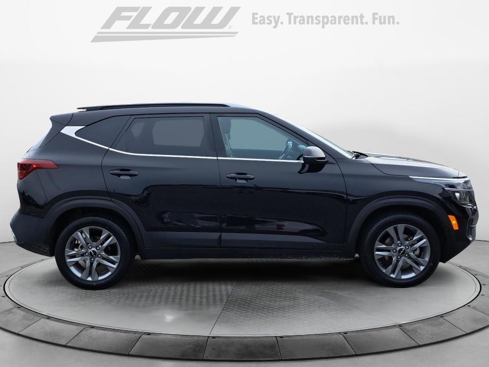 Used 2023 Kia Seltos SUV