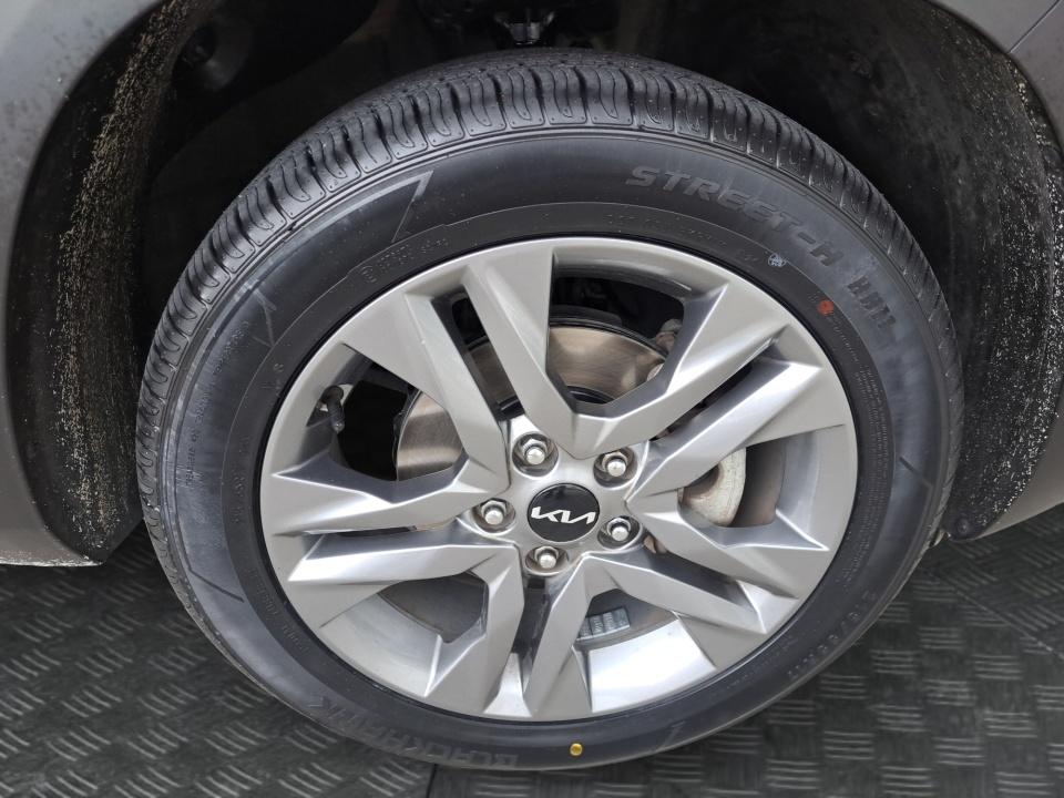 Used 2023 Kia Seltos SUV