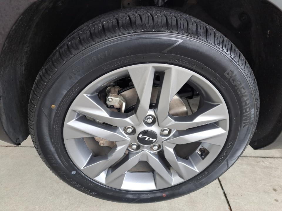 Used 2023 Kia Seltos SUV