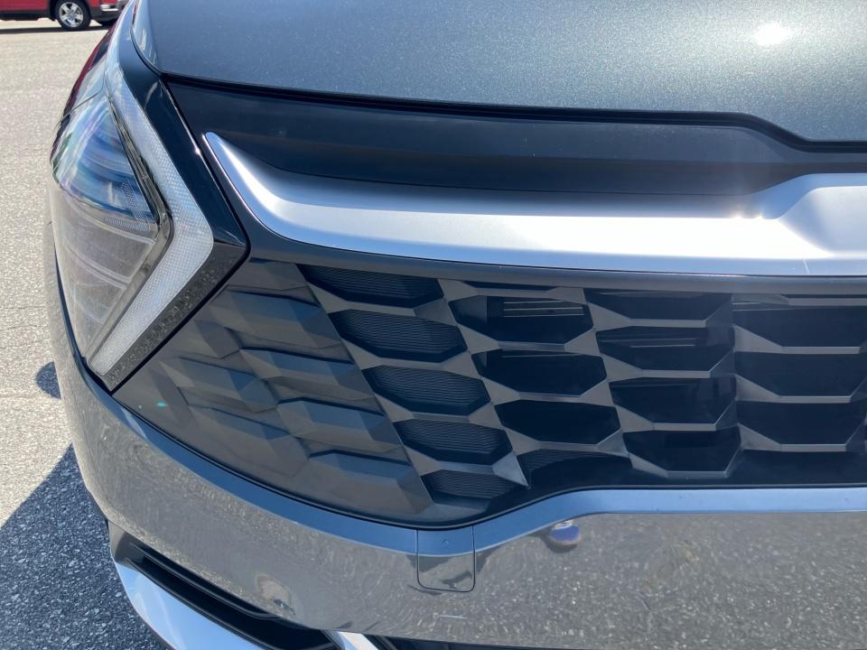 Used 2025 Kia Sportage Hybrid SUV