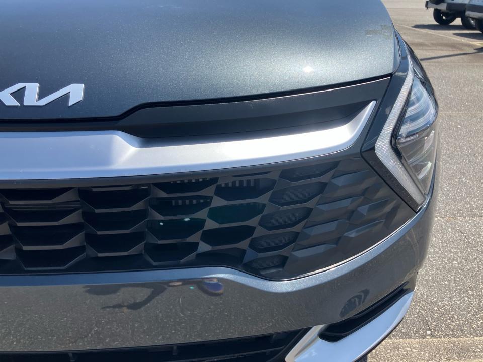 Used 2025 Kia Sportage Hybrid SUV