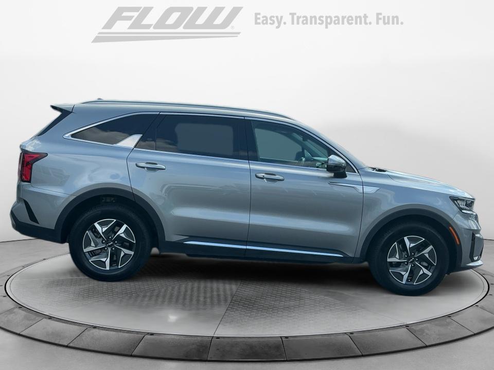 Used 2023 Kia Sorento Hybrid SUV