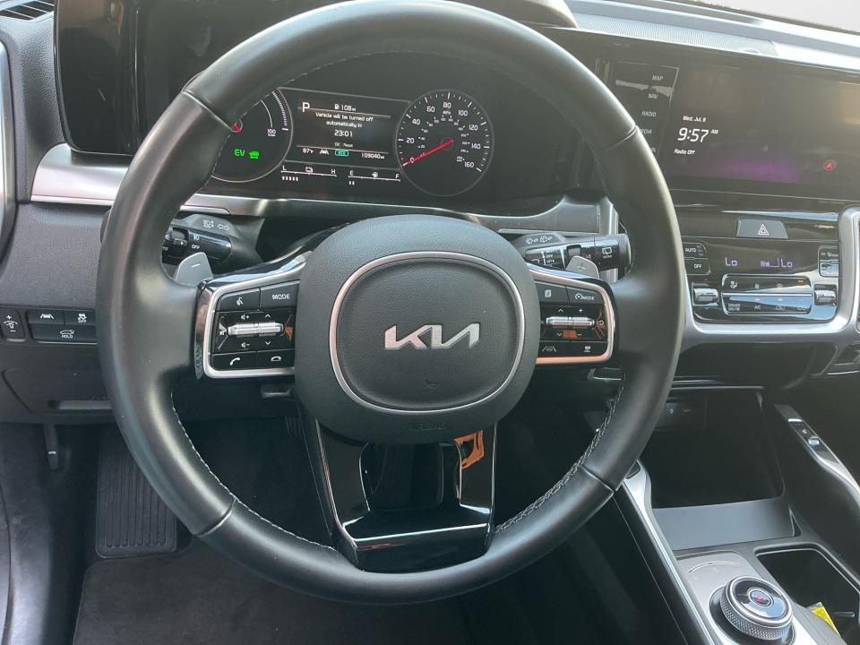 Used 2023 Kia Sorento Hybrid SUV