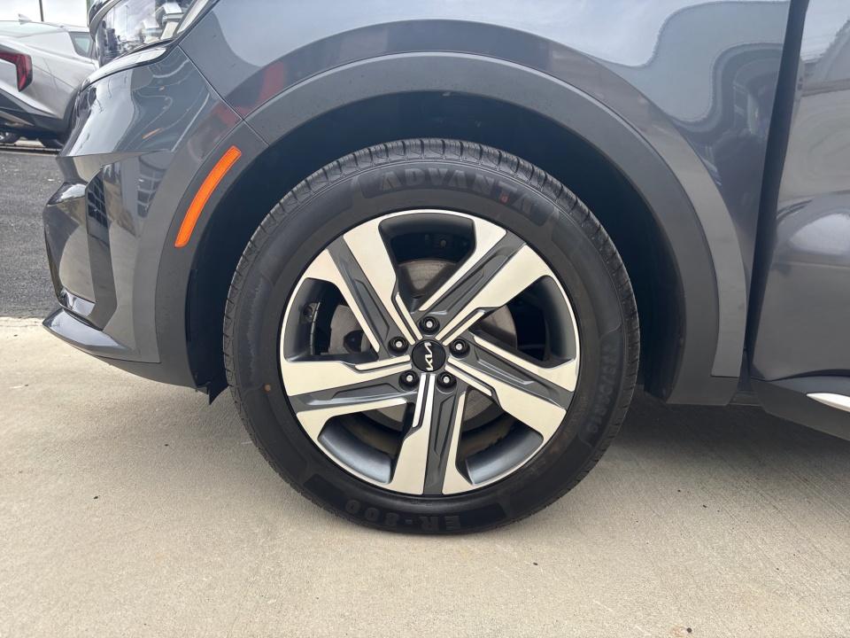 Used 2024 Kia Sorento Hybrid SUV