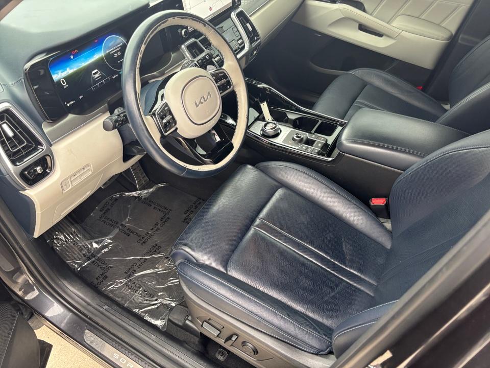 Used 2024 Kia Sorento Hybrid SUV