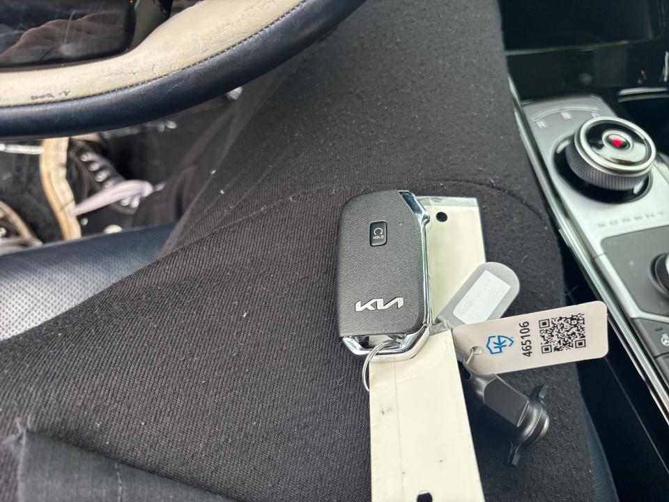 Used 2024 Kia Sorento Hybrid SUV