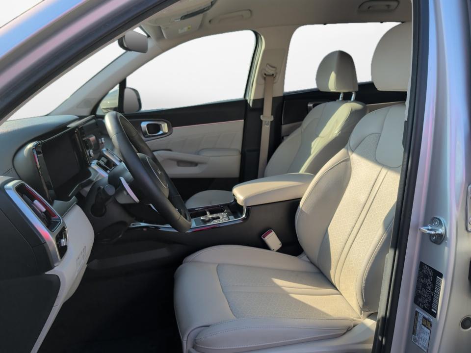 Used 2023 Kia Sorento Hybrid SUV