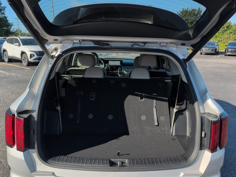 Used 2023 Kia Sorento Hybrid SUV