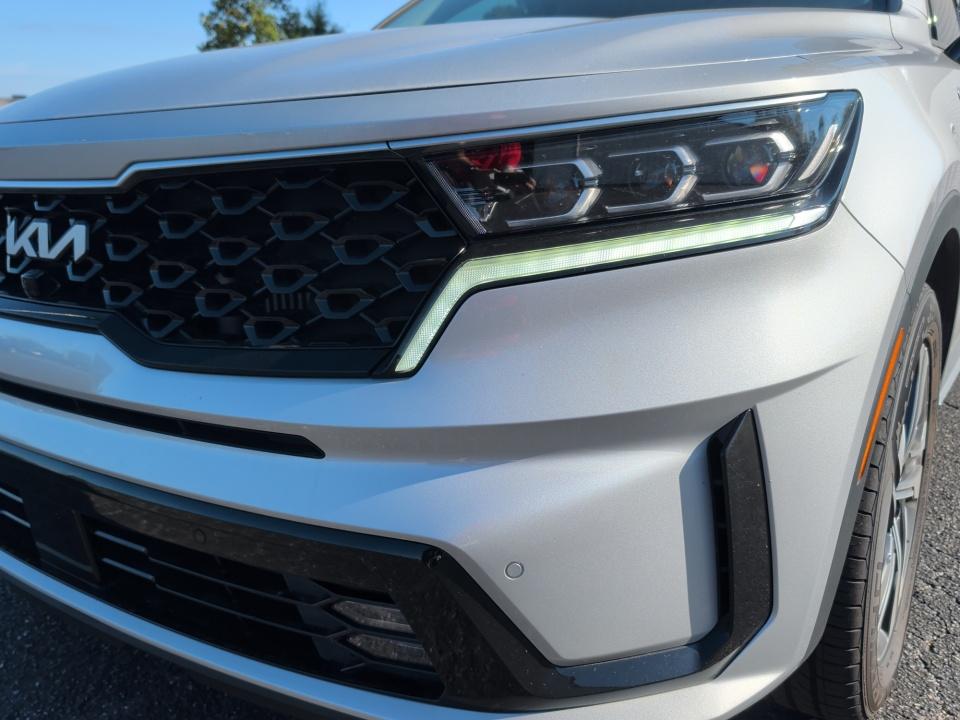 Used 2023 Kia Sorento Hybrid SUV