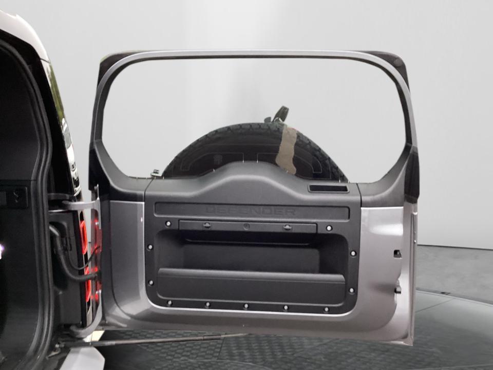 Used 2023 Land rover Defender SUV