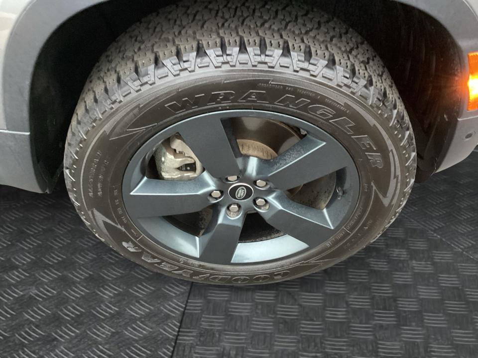 Used 2023 Land rover Defender SUV