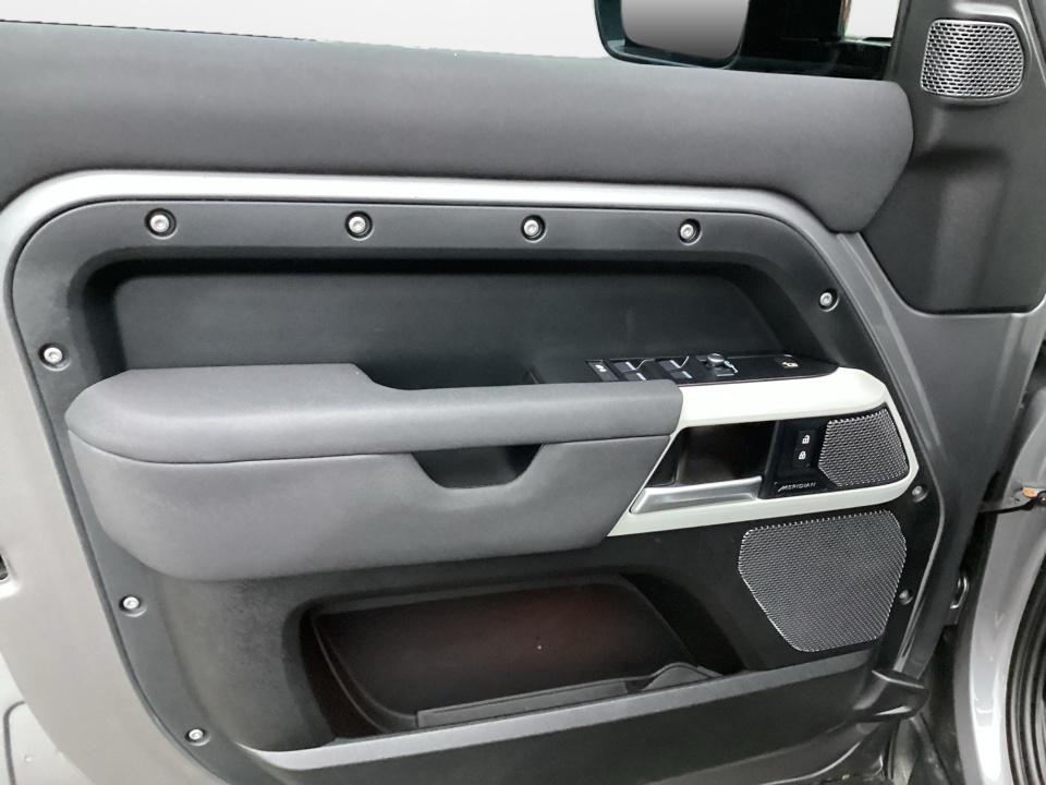Used 2023 Land rover Defender SUV